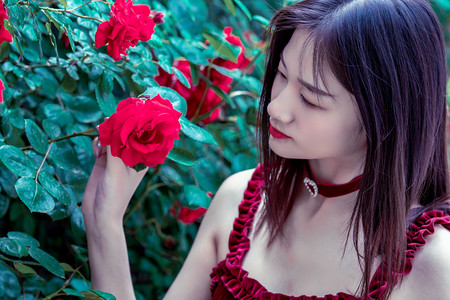 广州口岸上半年出入境人员超870万人次 同比增24%